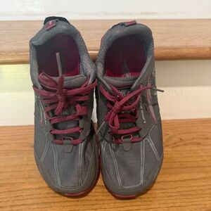 Altra Footwear - Lone Peak 4.5 - Trail Running Shoe - Size: 9.5 - Color: Gray